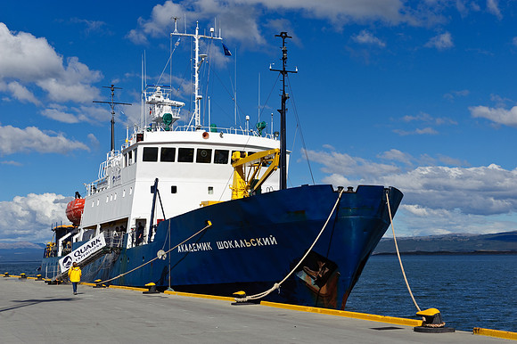 Akademik Shokalskiy